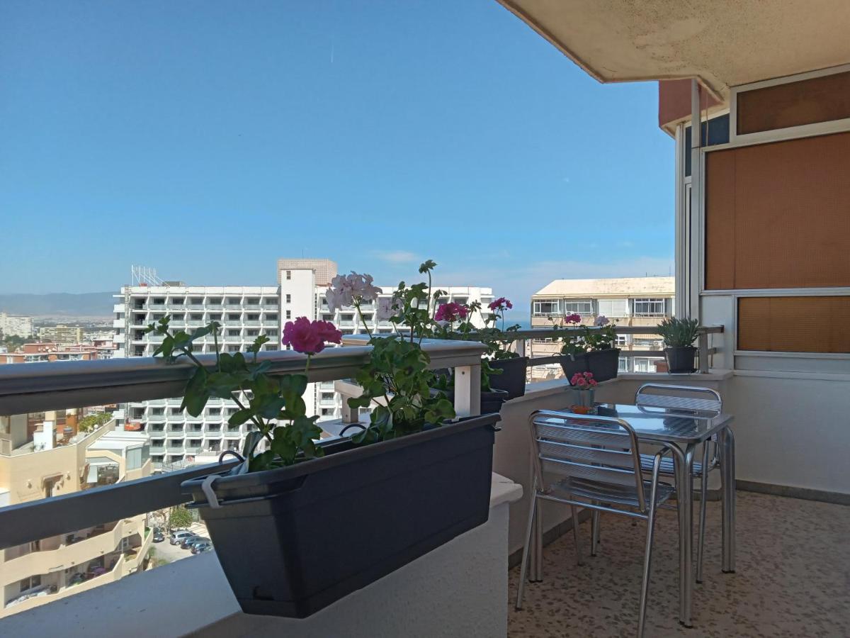 Estudio En Torremolinos Centro Apartamento Exterior foto